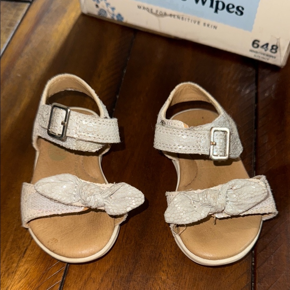Well loved stride rite sandals